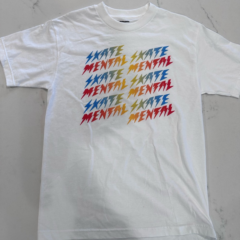 Skate mental T Shirt. Size medium